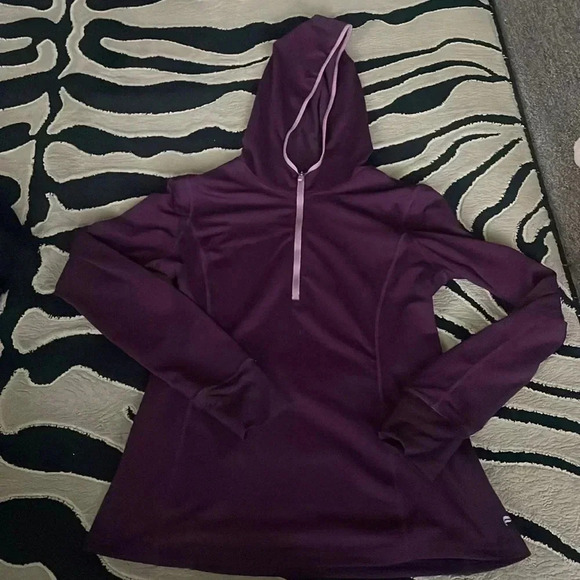 Fabletics Hoodie - Picture 1 of 4